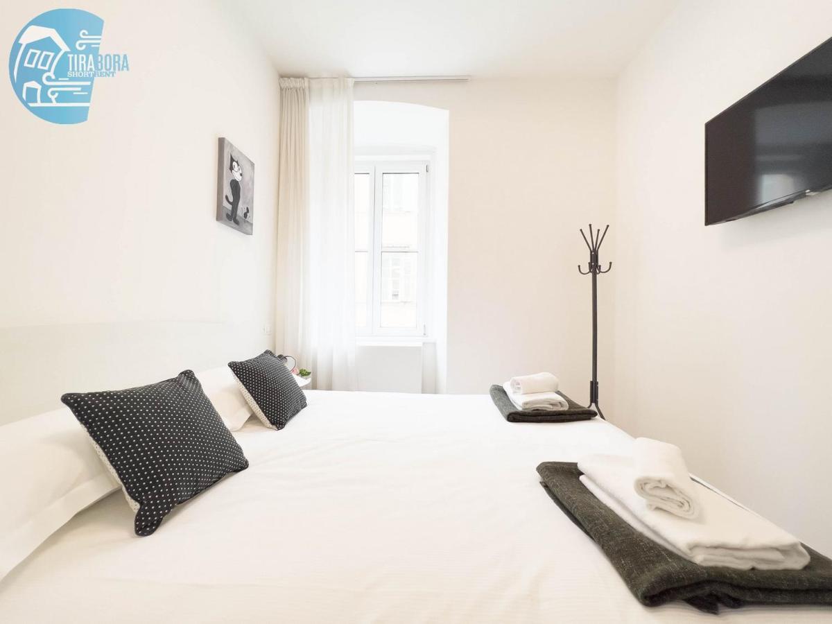 Apartament Imbriani 4 Tirabora Short Rent Triest Zewnętrze zdjęcie